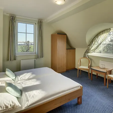 Отель Kolonie 3*