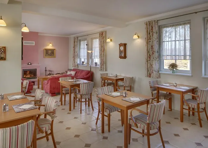 Hotel Kolonie 3*